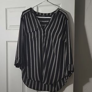 Womans 3/4 sleeve blouse Torrid Size 00